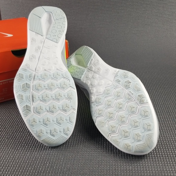 Nike Womens City Trainer - Picture 5 of 5